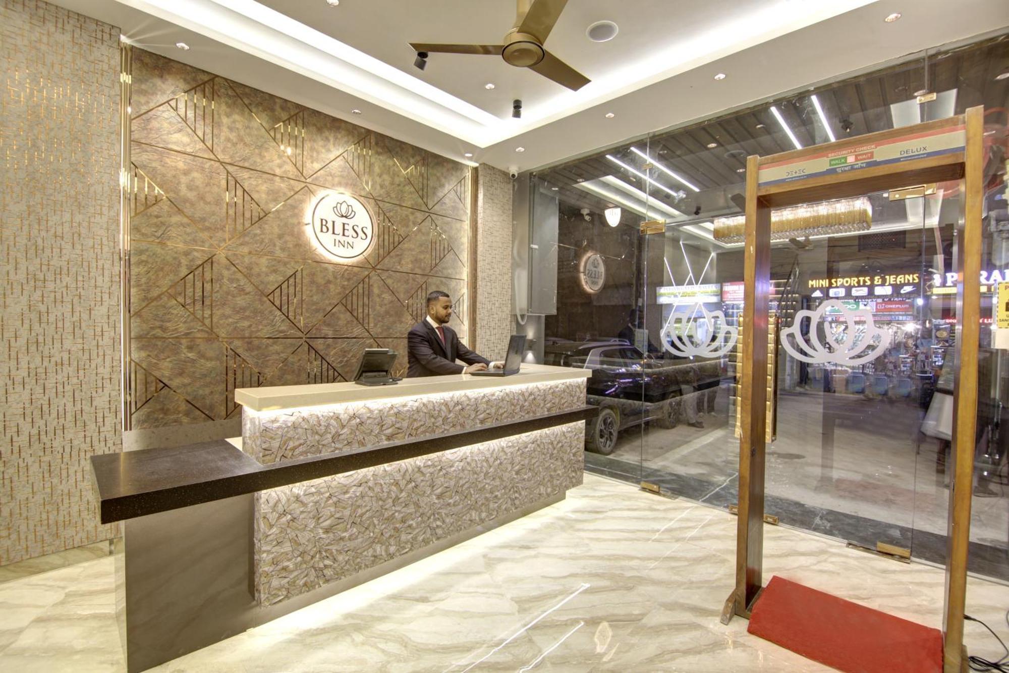 Bless Inn - Near Connaught Place New Delhi Luaran gambar