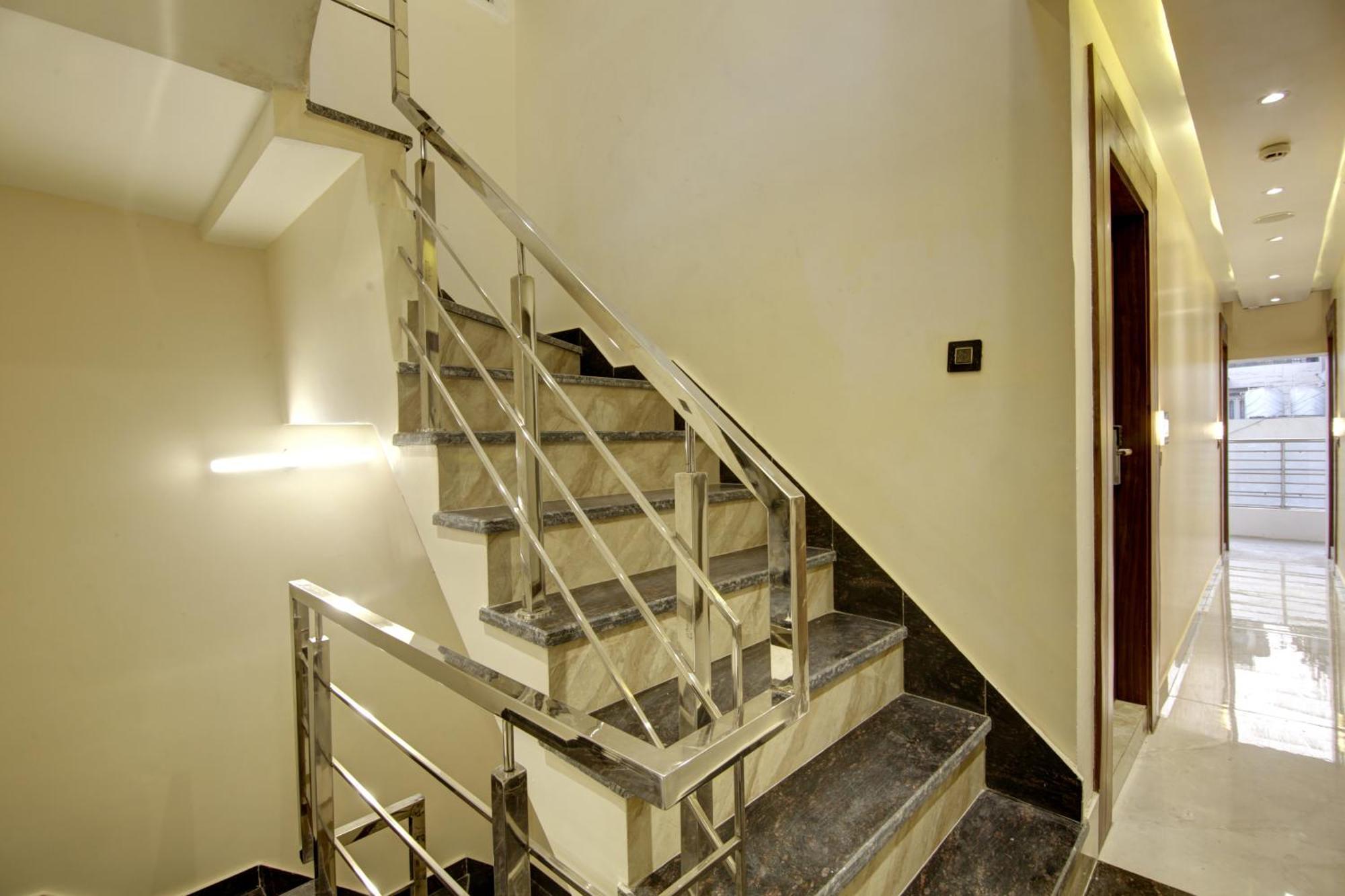 Bless Inn - Near Connaught Place New Delhi Luaran gambar