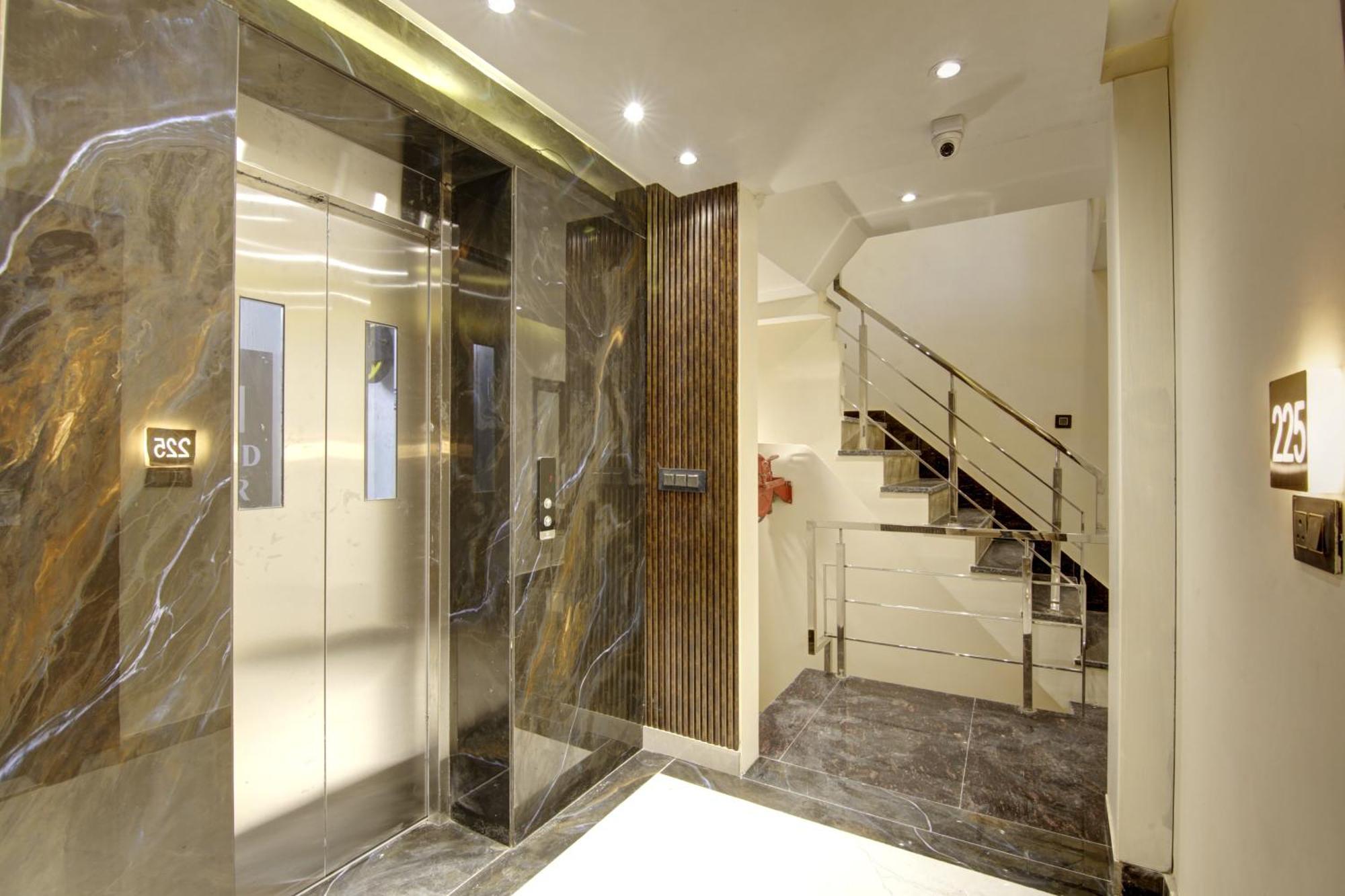 Bless Inn - Near Connaught Place New Delhi Luaran gambar