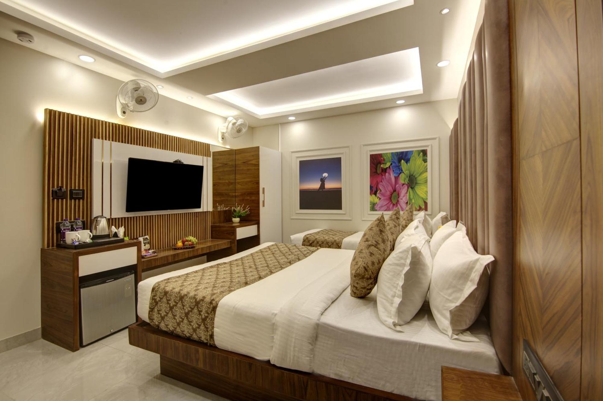 Bless Inn - Near Connaught Place New Delhi Luaran gambar